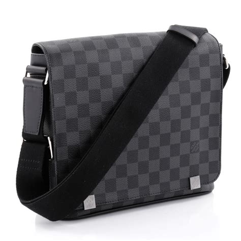 louis vuitton district pm messenger|Louis Vuitton district Messenger bag.